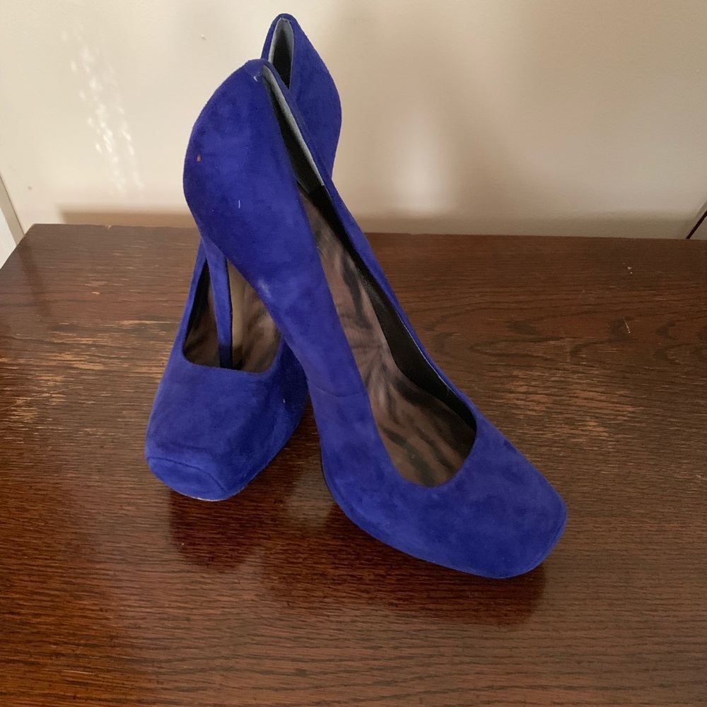 Jessica Simpson blue suede heels